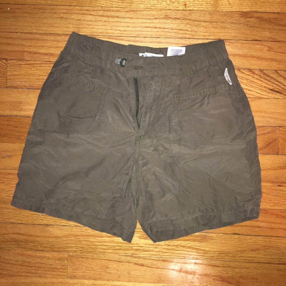 Columbia cargo shorts